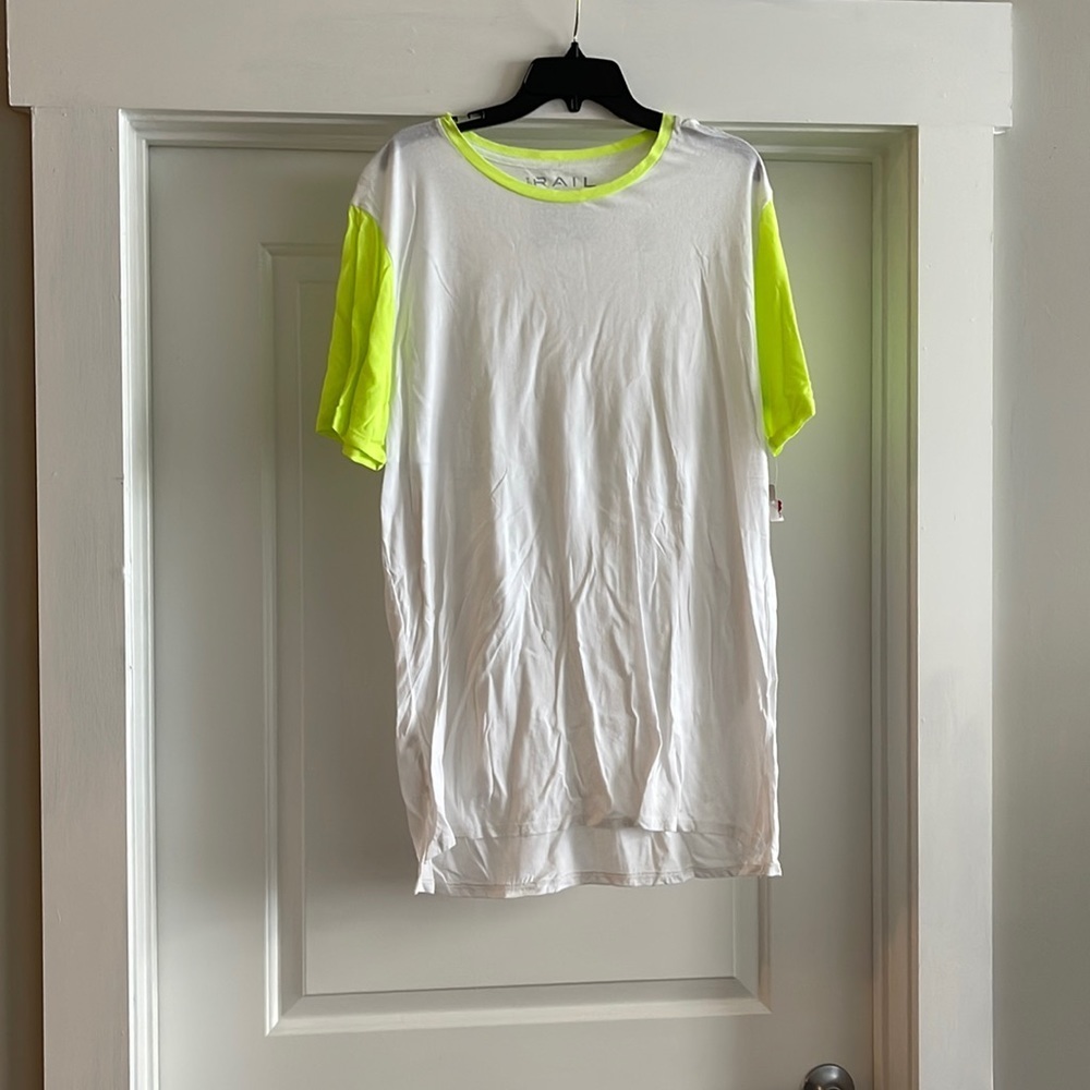 NWT THE RAIL MENS T SHIRT
